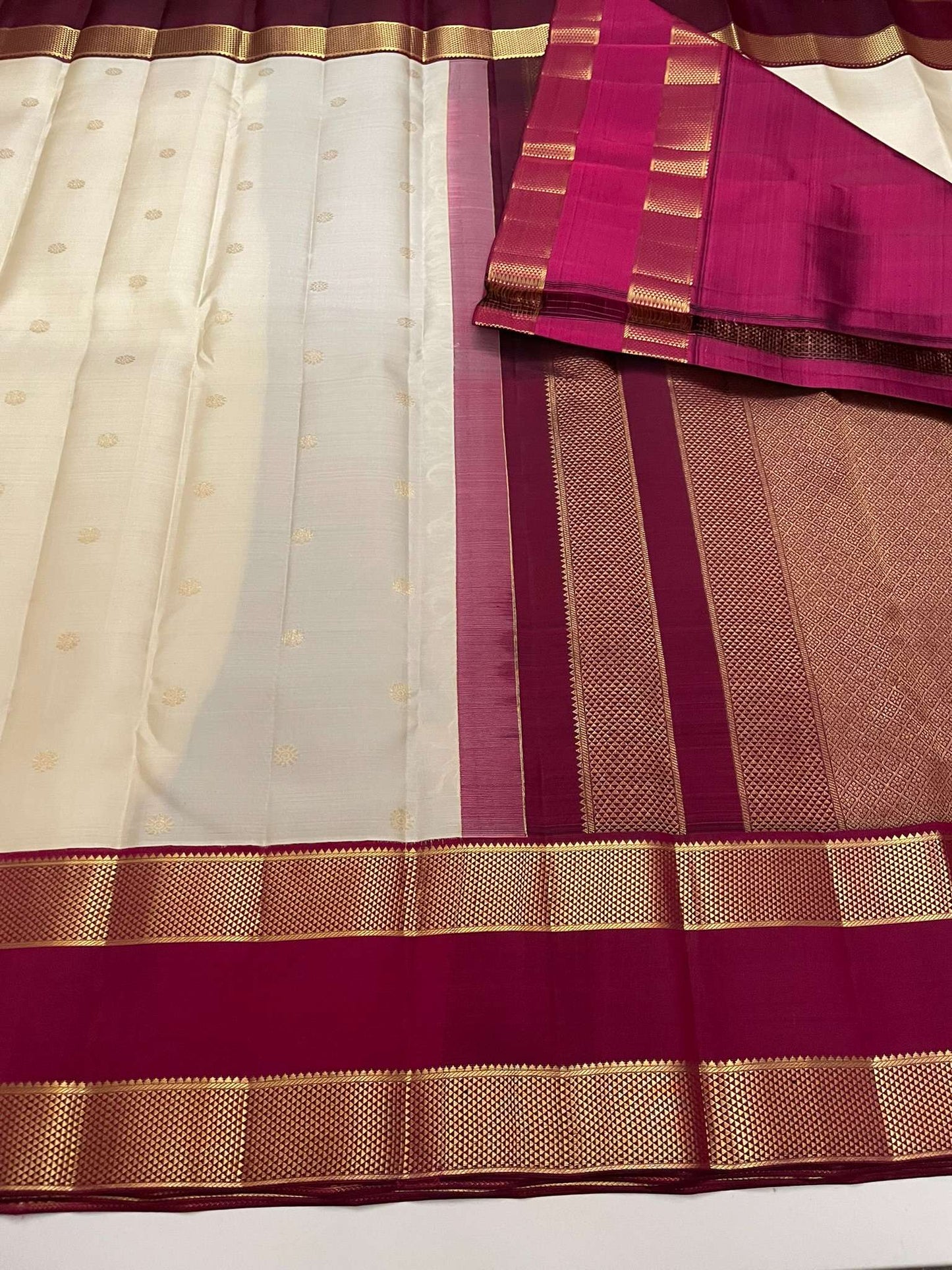 Kanchivaram Silk SBE191K6-1 By SRISHTA