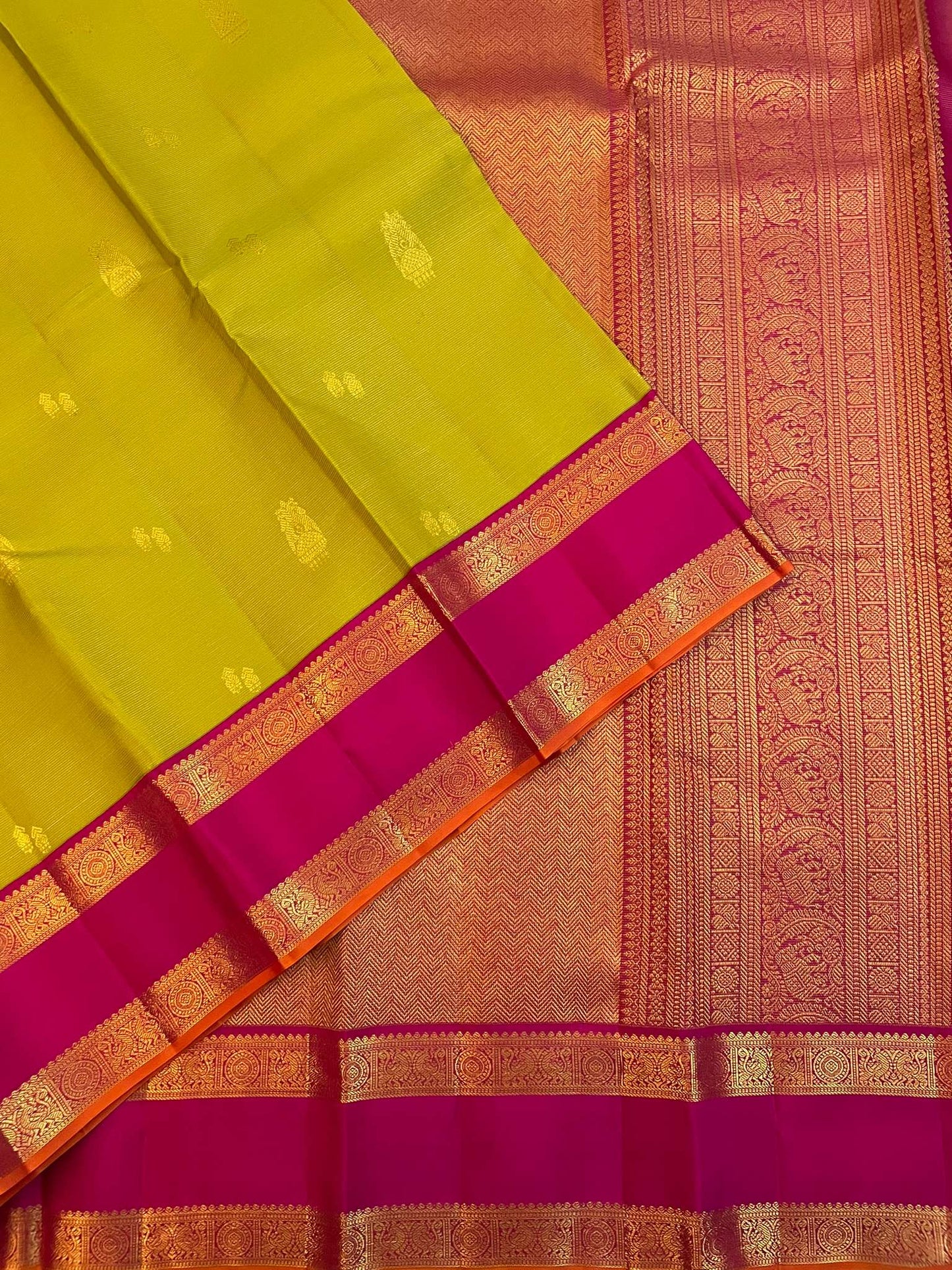 Kanchivaram Silk SBE153J6-3 By SRISHTA