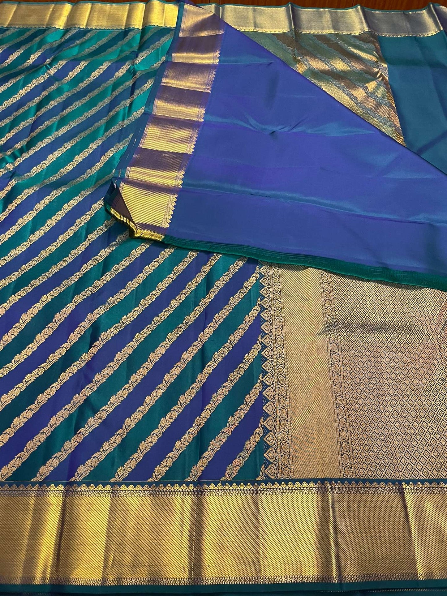 Kanchivaram Silk SBE187K7-8 By SRISHTA