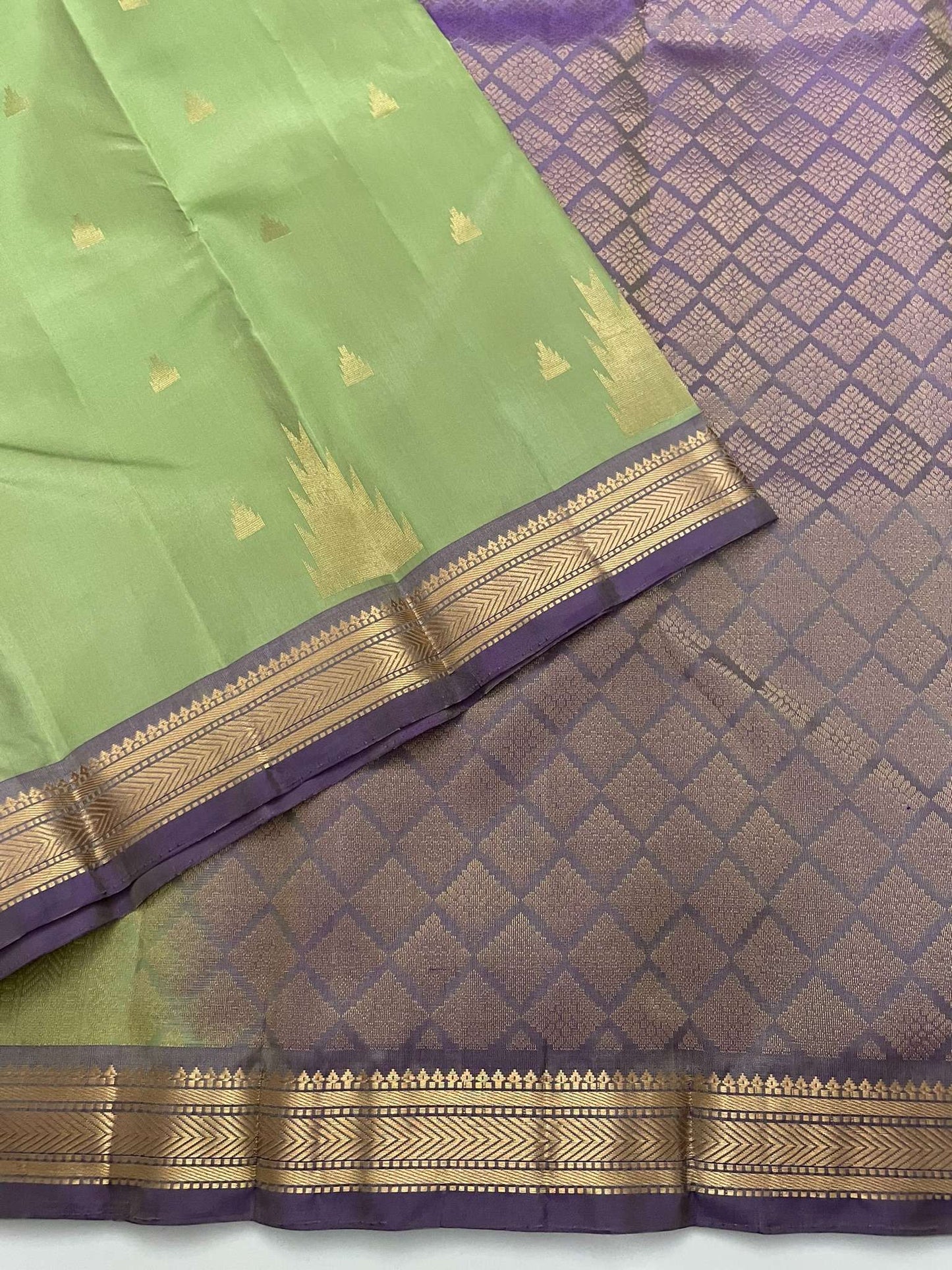 Kanchivaram Silk SBE152J39-2 By SRISHTA
