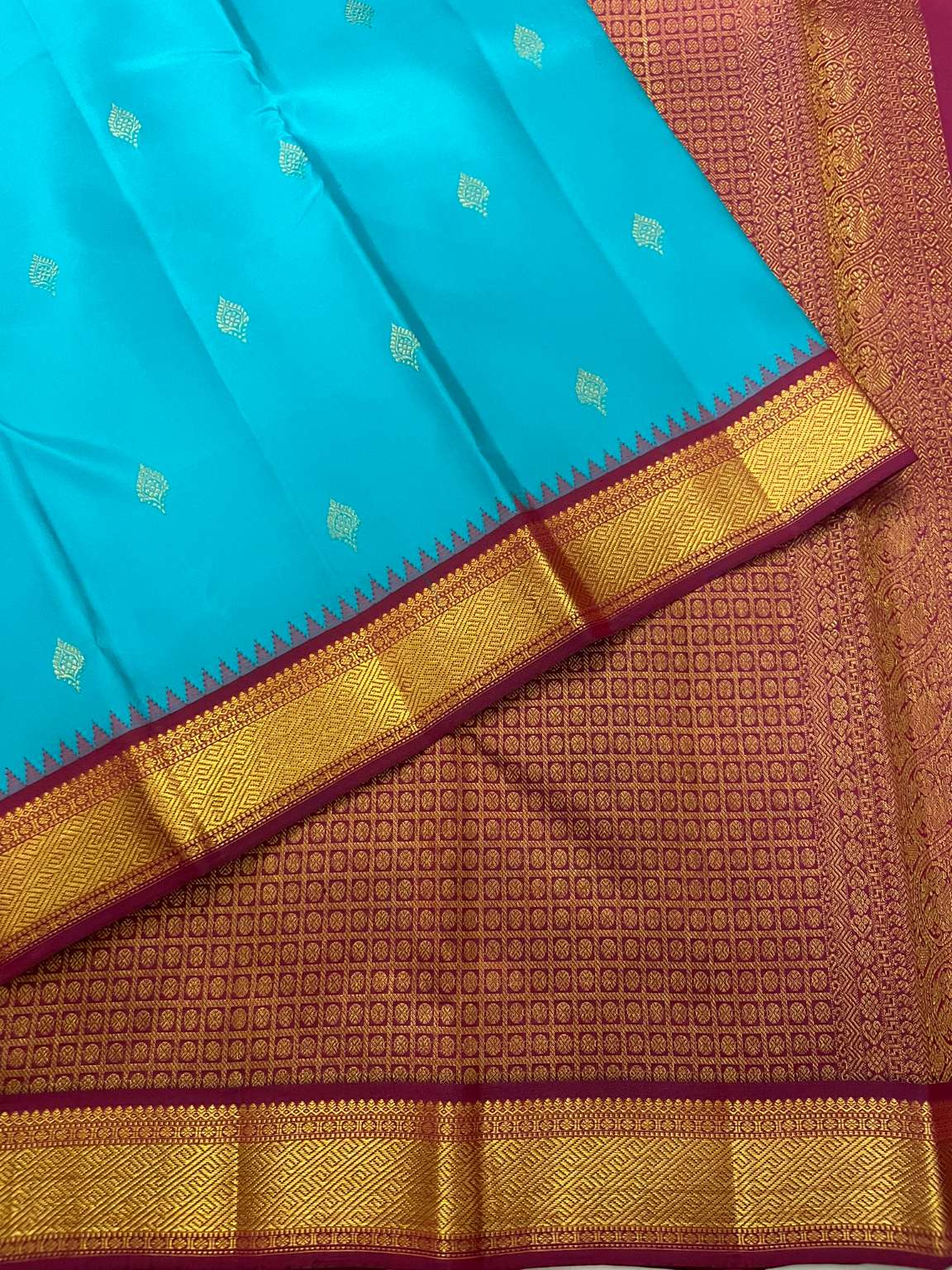Kanchivaram Silk SBE187K9-2 By SRISHTA