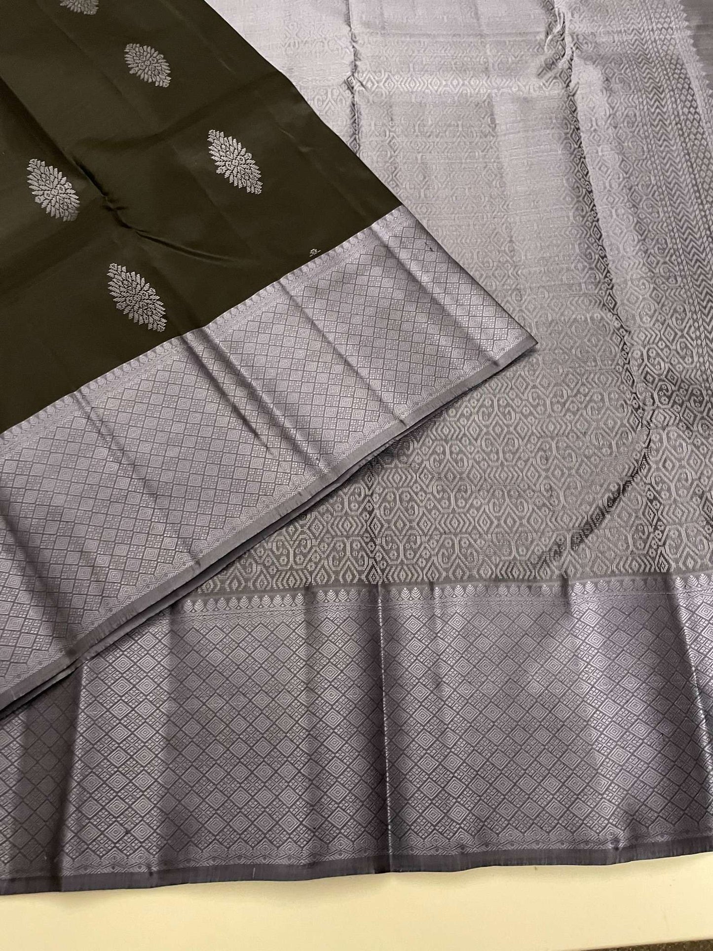 Kanchivaram Silk SBE152J2-6 By SRISHTA