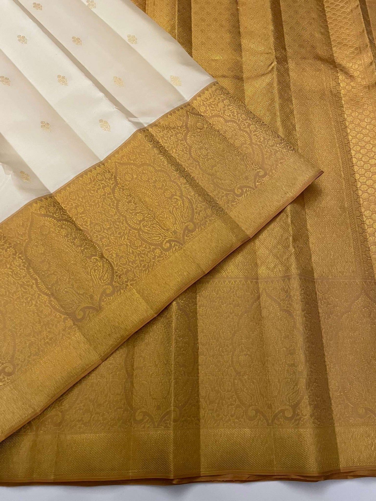 Kanchivaram Silk SBE191K16-1 By SRISHTA