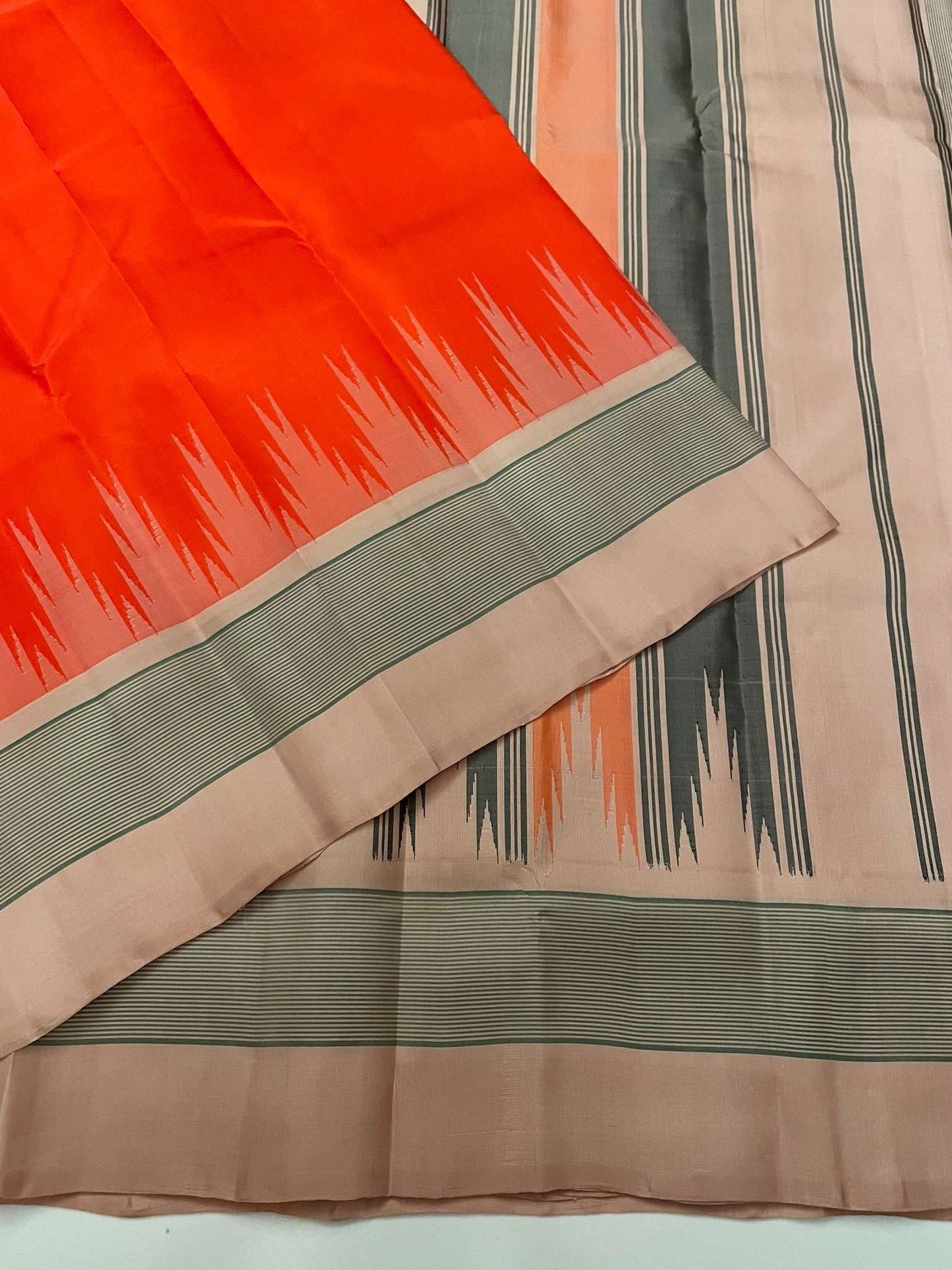 Kanchivaram Silk SBE179J5-3 By SRISHTA