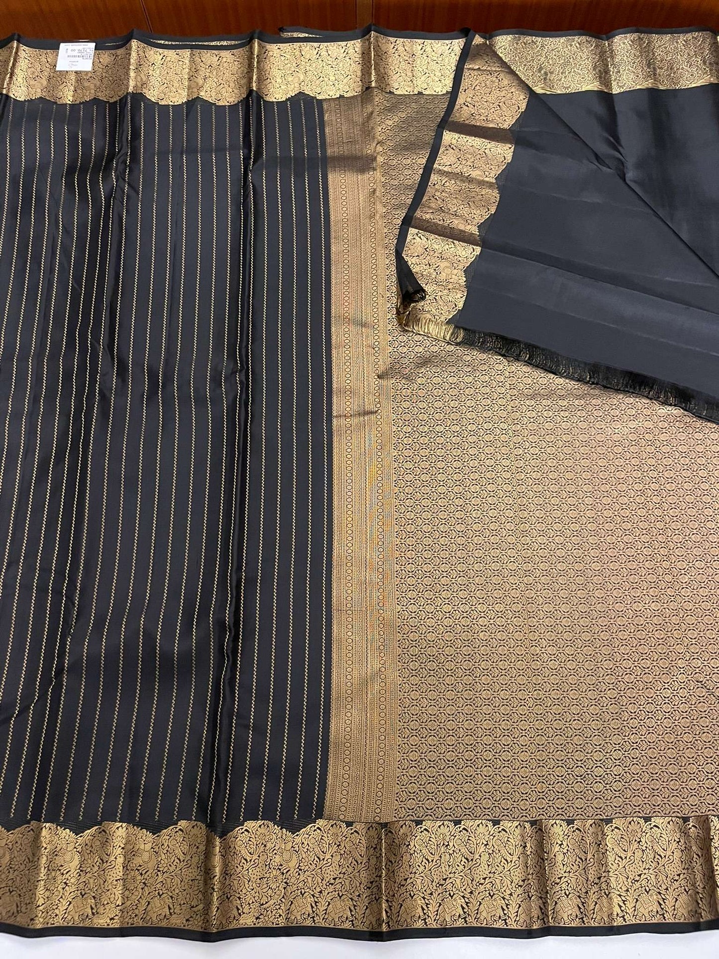 Kanchivaram Silk SBE152J1-6 By SRISHTA