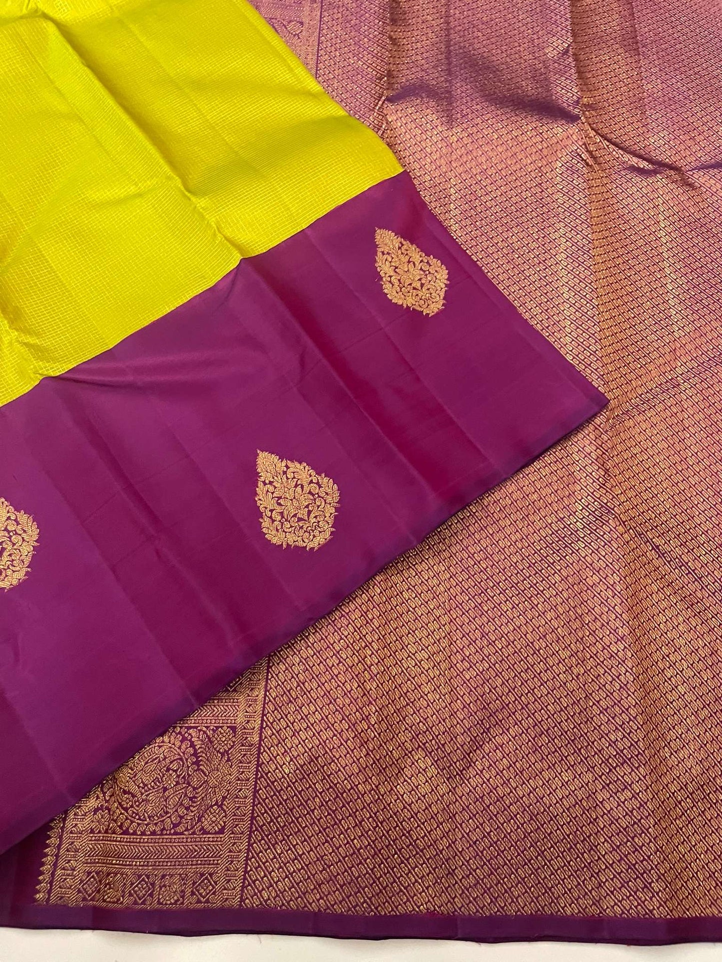 Kanchivaram Silk SBE154J13-1 By SRISHTA