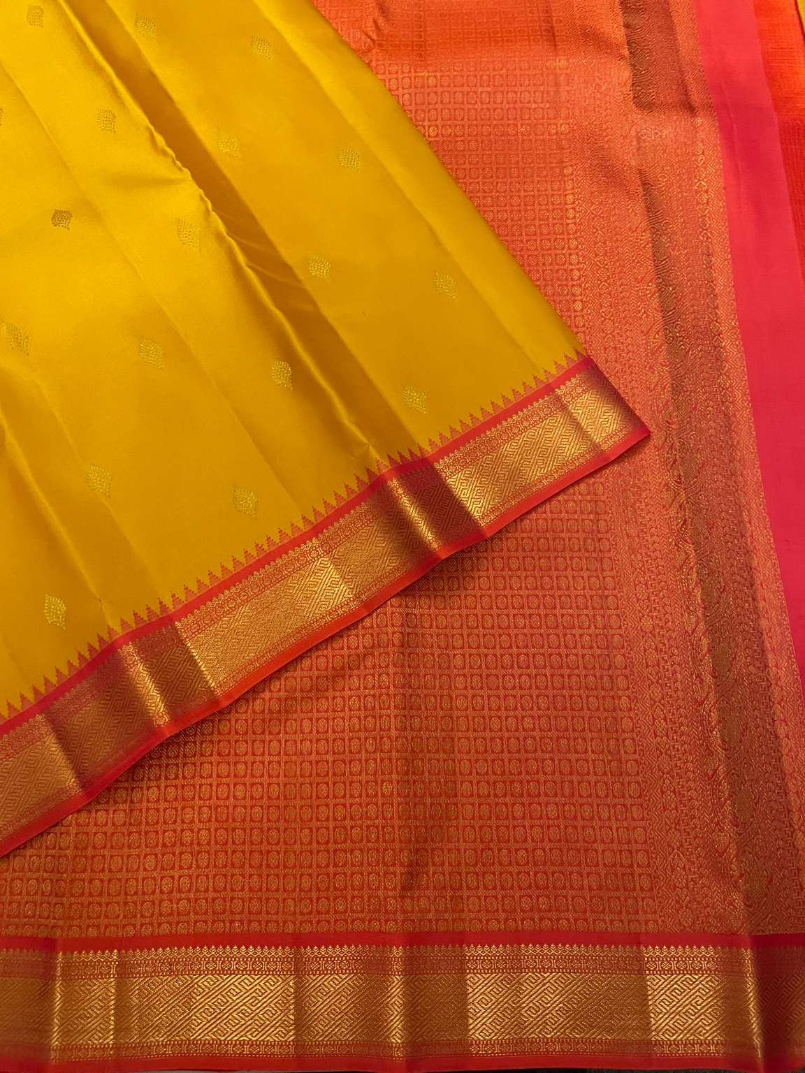 Kanchivaram Silk SBE187K9-1 By SRISHTA