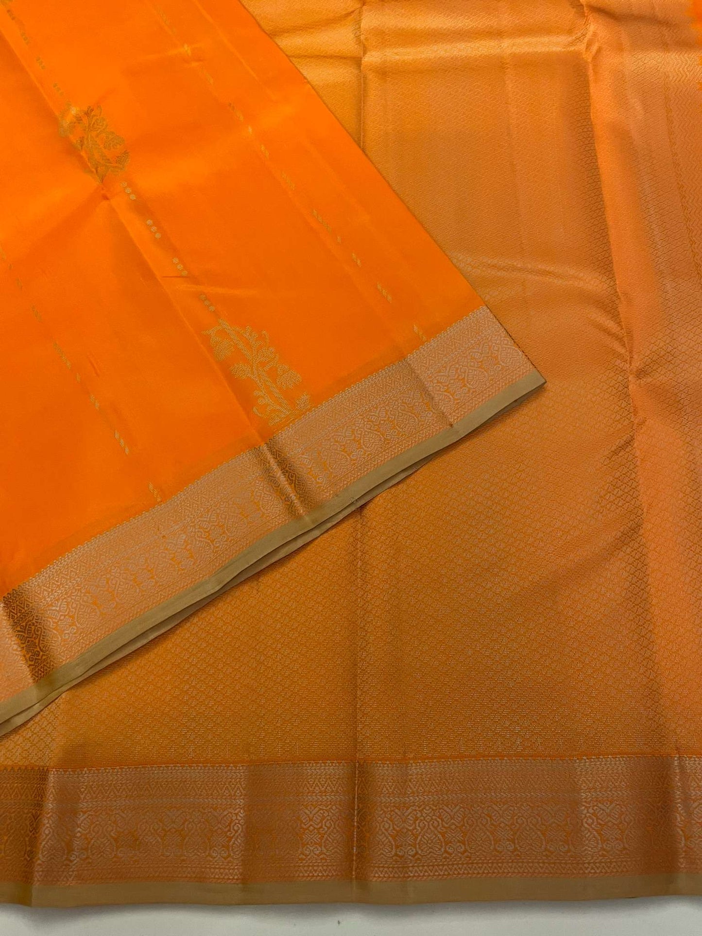 Kanchivaram Silk SBE152J21-1 By SRISHTA