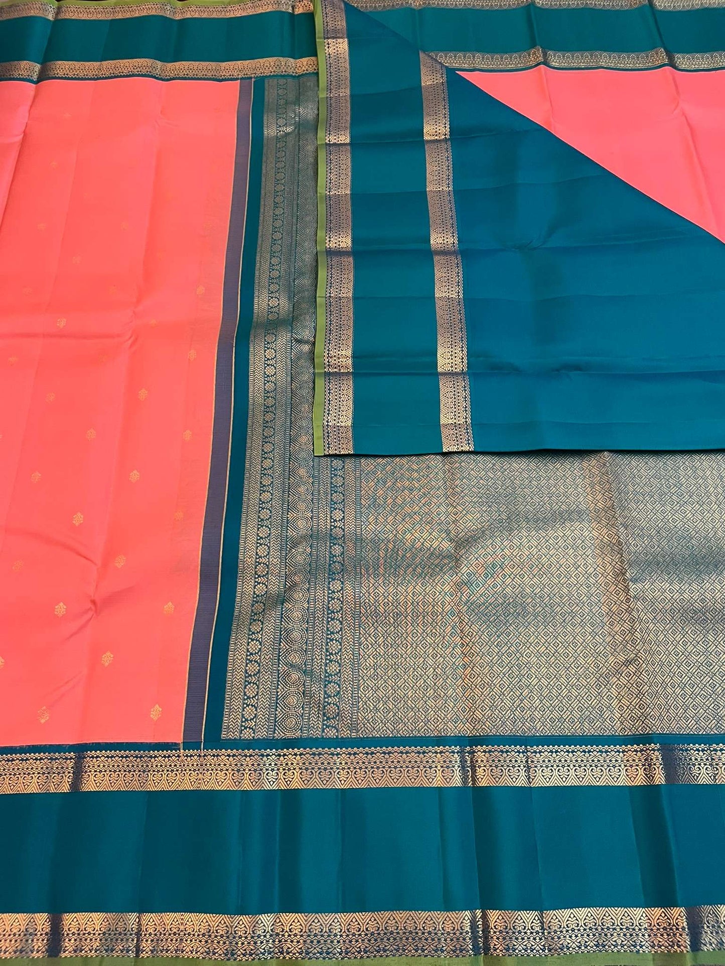 Kanchivaram Silk SBE153J7-5 By SRISHTA