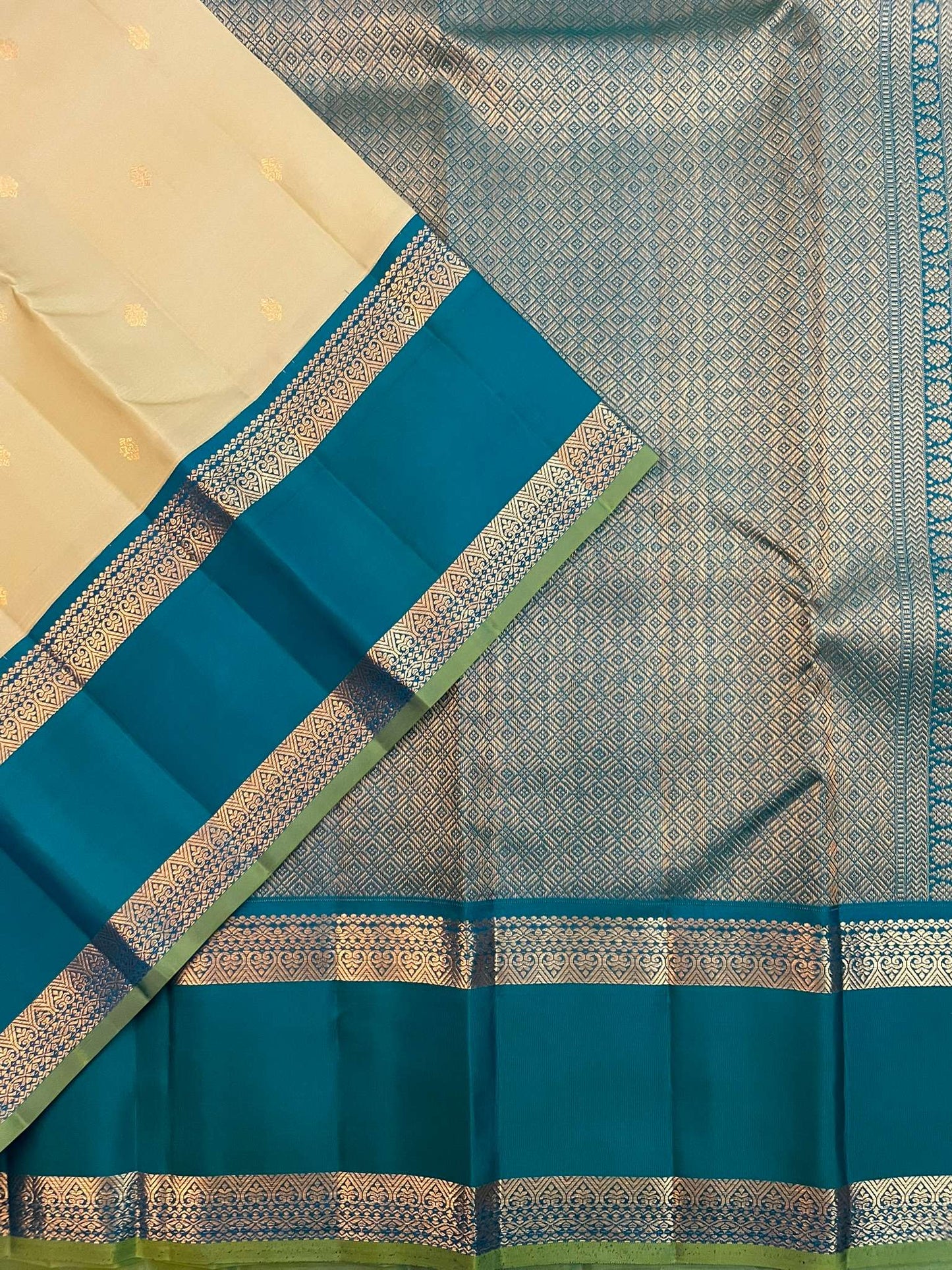 Kanchivaram Silk SBE153J7-4 By SRISHTA