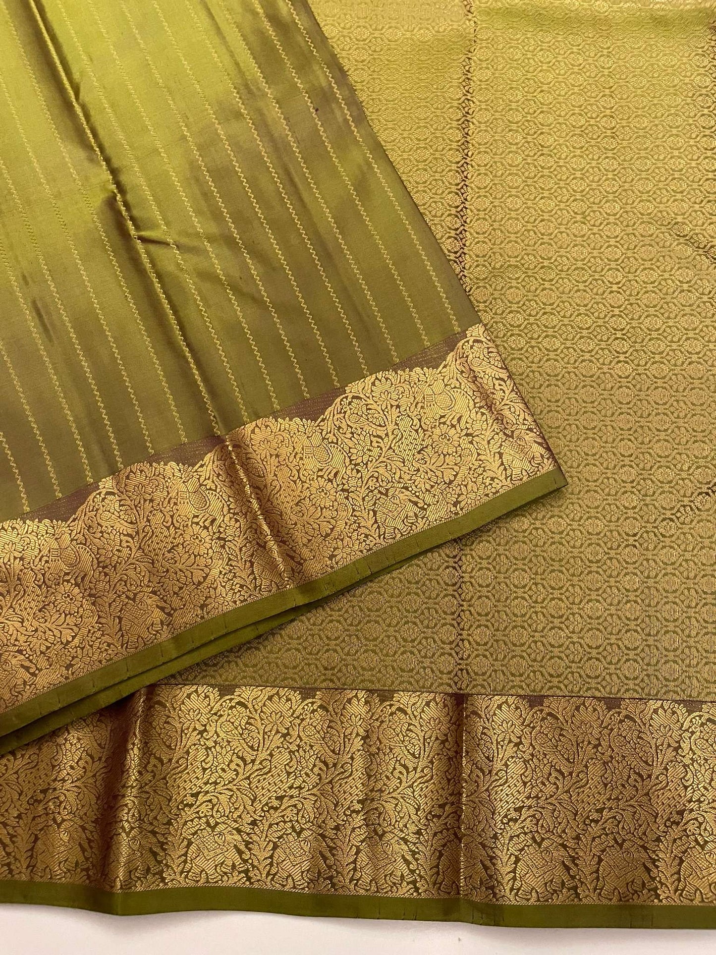 Kanchivaram Silk SBE152J1-5 By SRISHTA