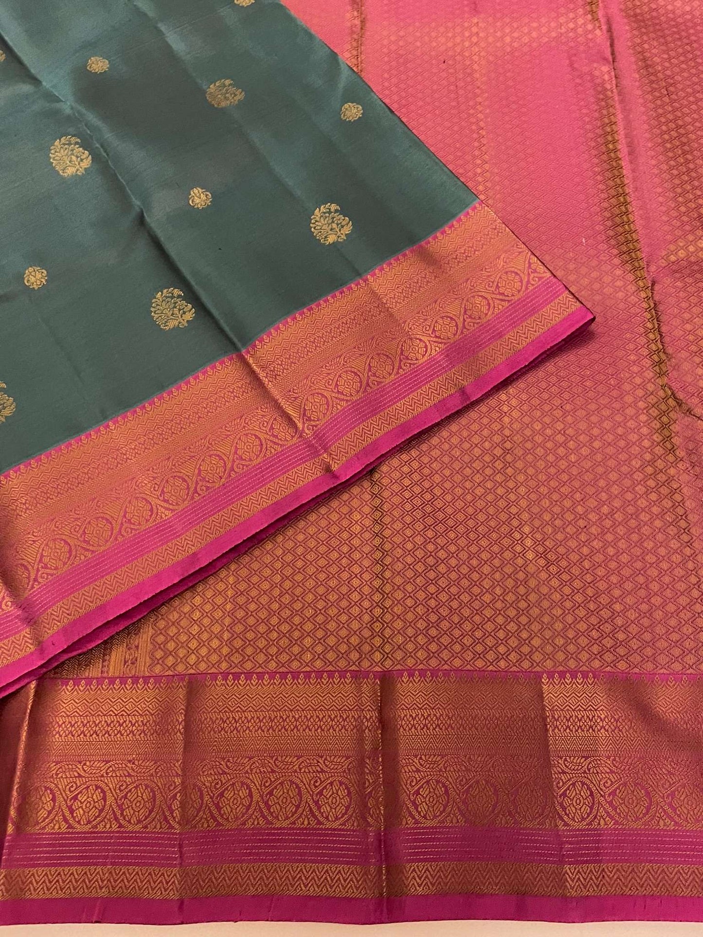 Kanchivaram Silk SBE152J18-3 By SRISHTA