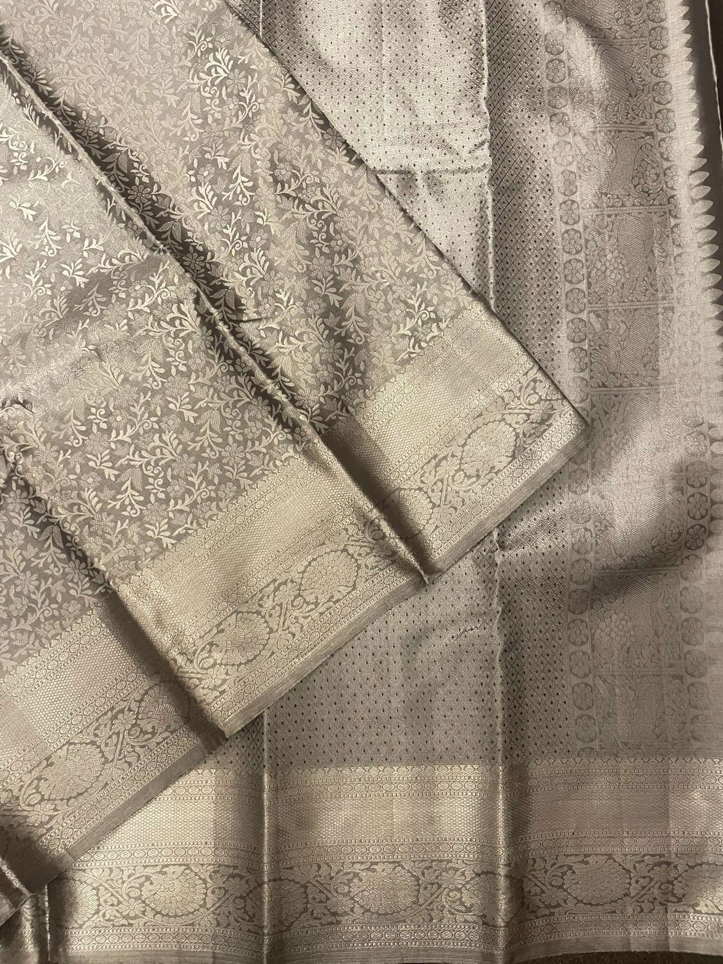 Kanchivaram Silk SBE157J17-5 By SRISHTA
